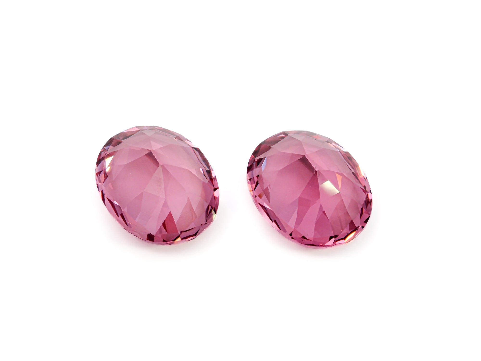 Pink Spinel 12,86 CT/2