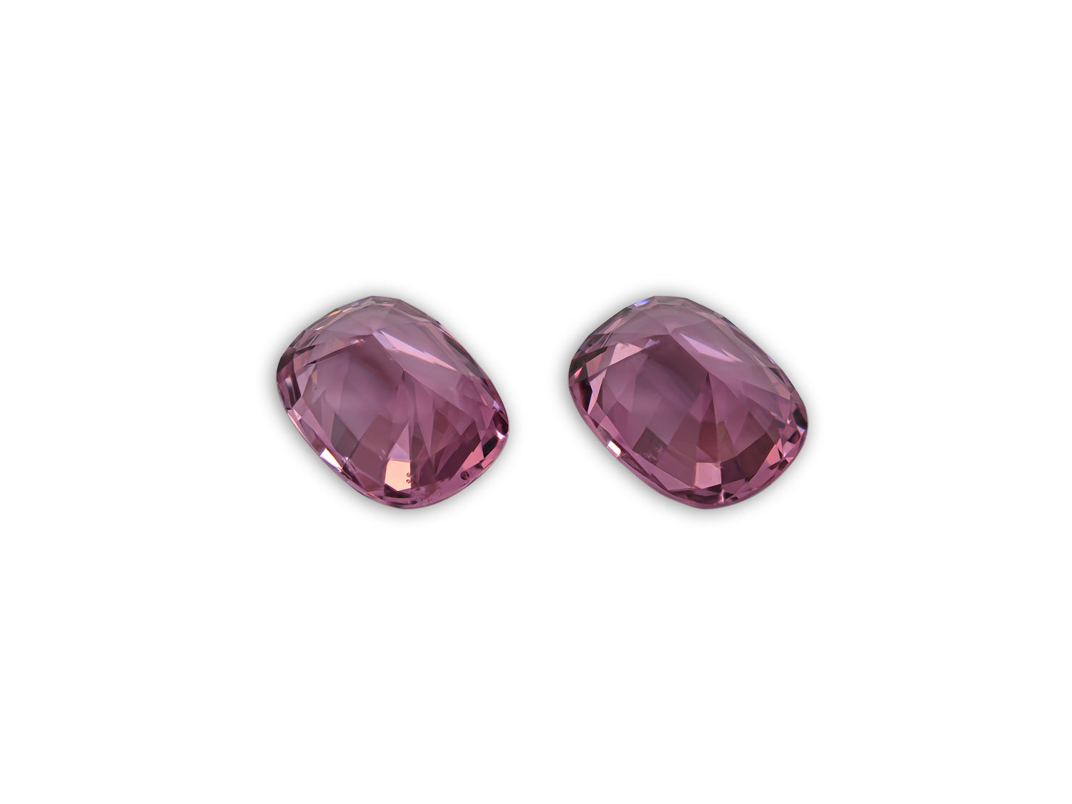 Pink Spinel 4.33 CT / 2