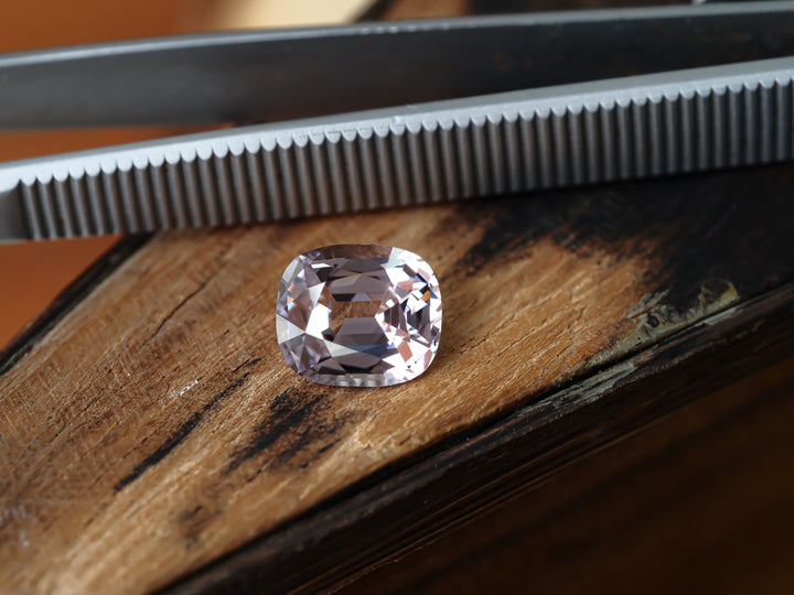 PASTEL LAVENDER 3.72 CT