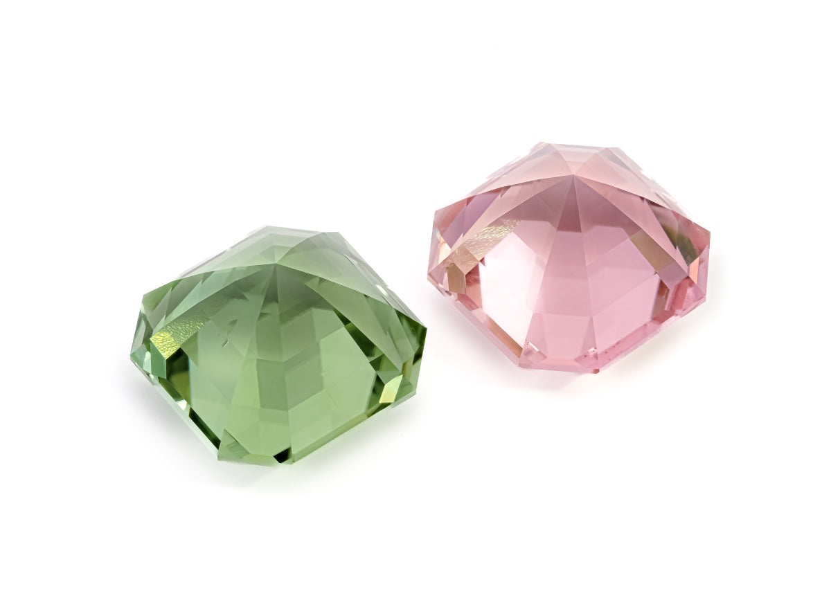 Tourmaline 27.04 CT / 2