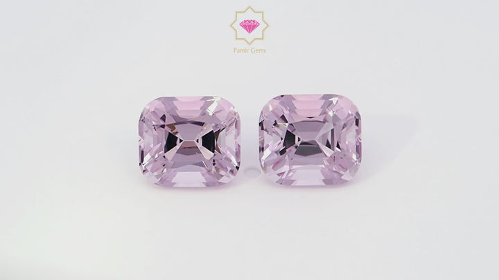Lavender scapolite 5.99 CT/ 2