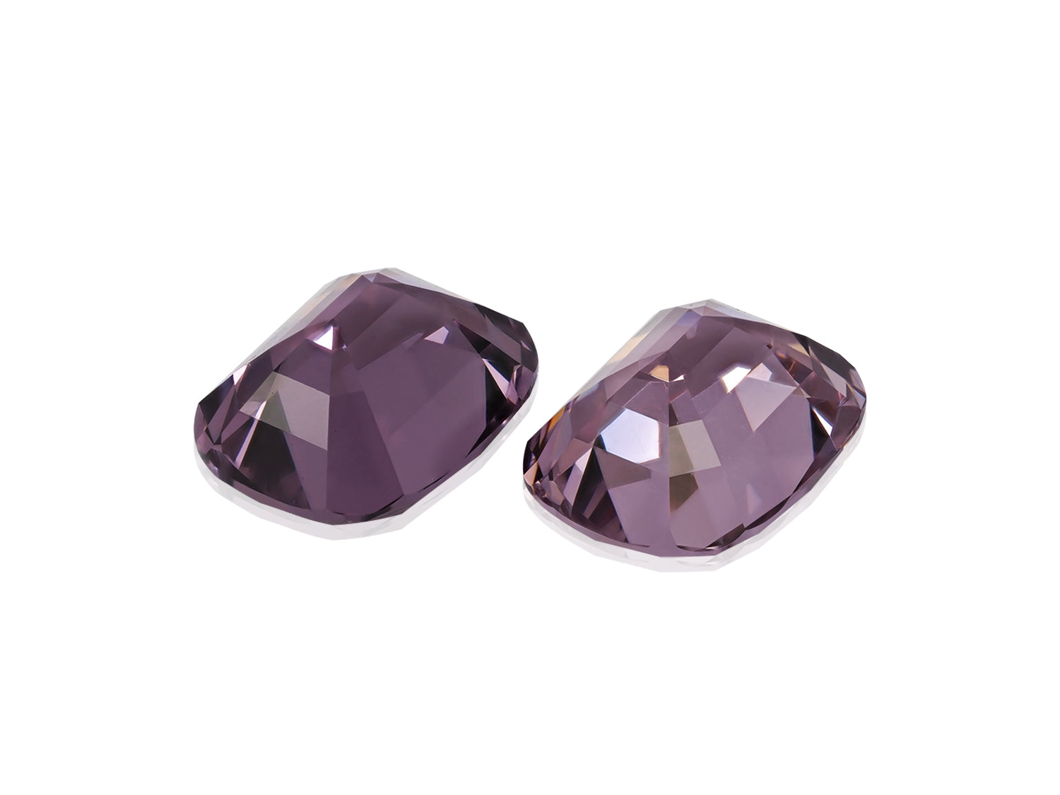 Purple Spinel 6.90 CT / 2