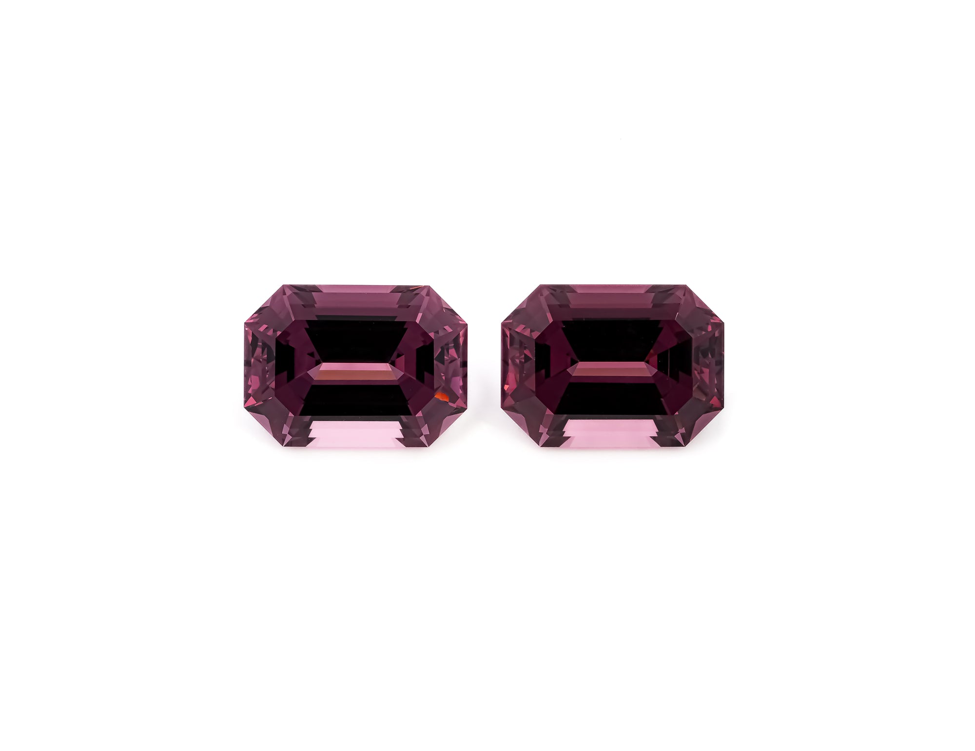 Purple spinel 13,35ct/2