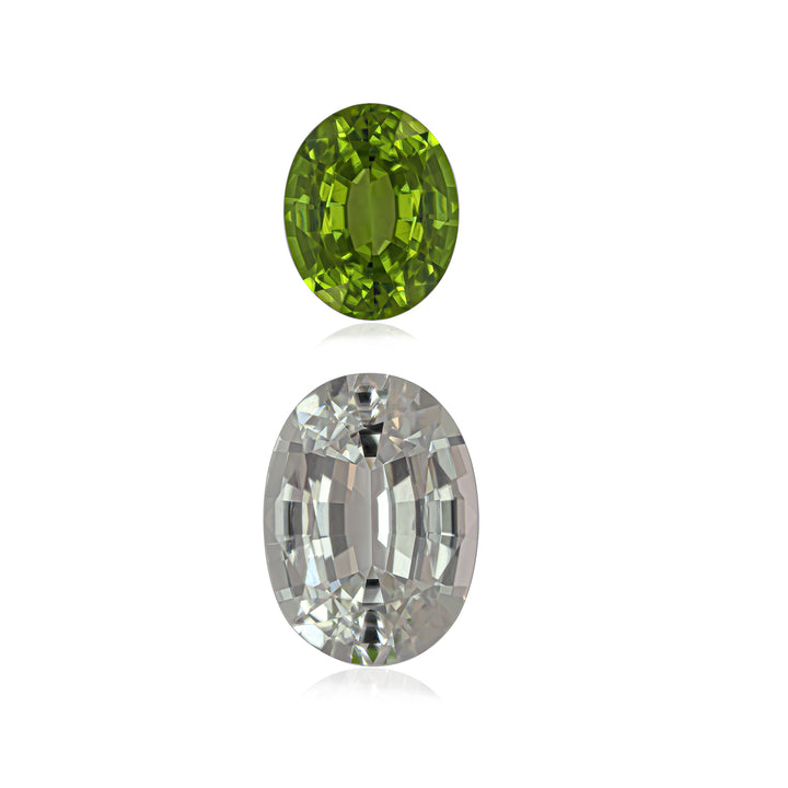 Peridot 8.11 CT / 2