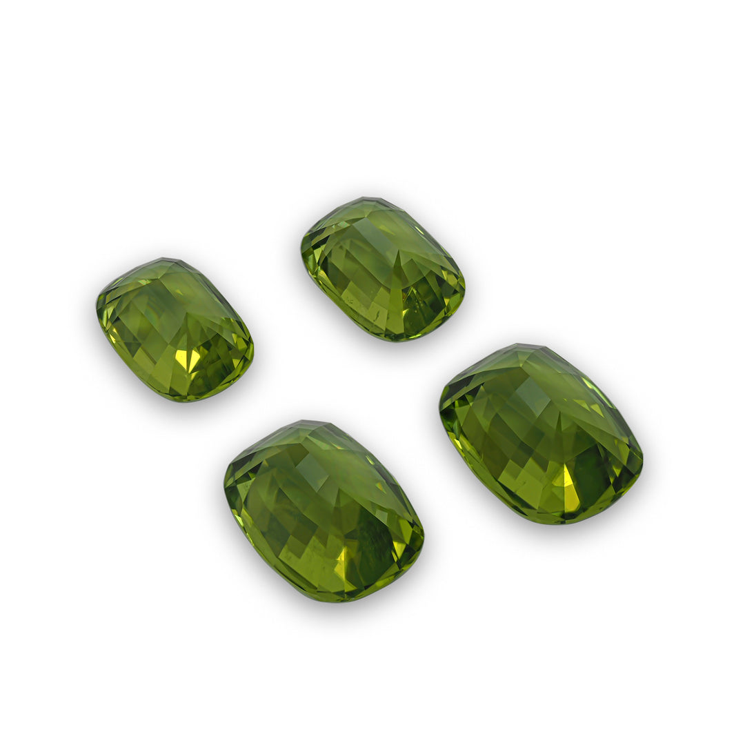 Earring set Peridot 11.80 CT / 4