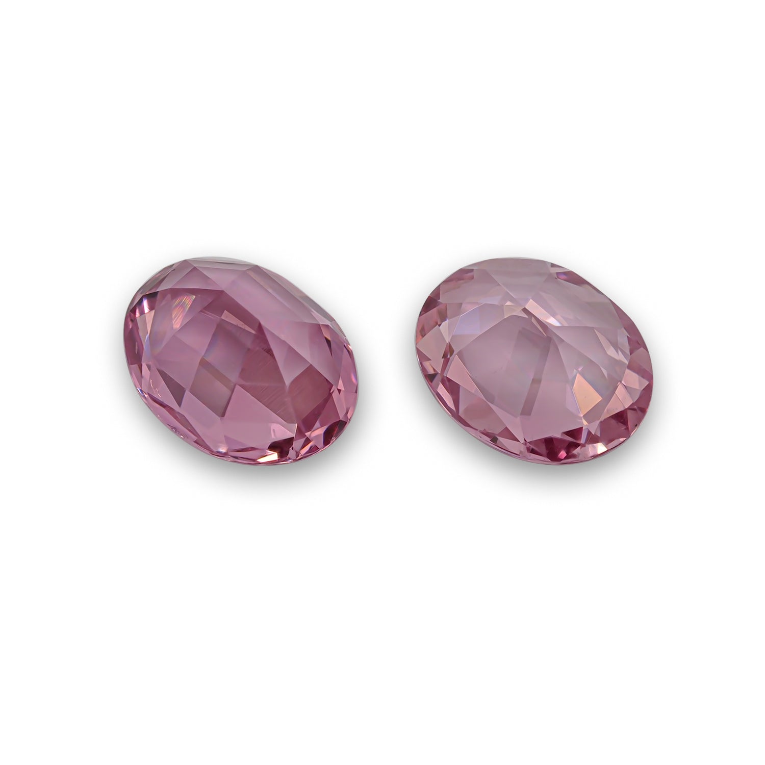 Pink Spinel 3.26 CT / 2