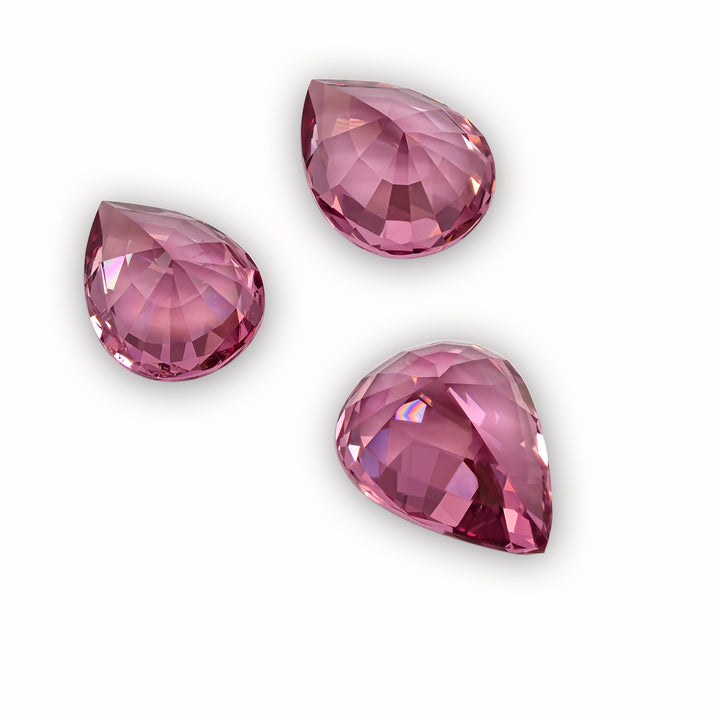 Set Pink Spinel 10.54 CT / 3