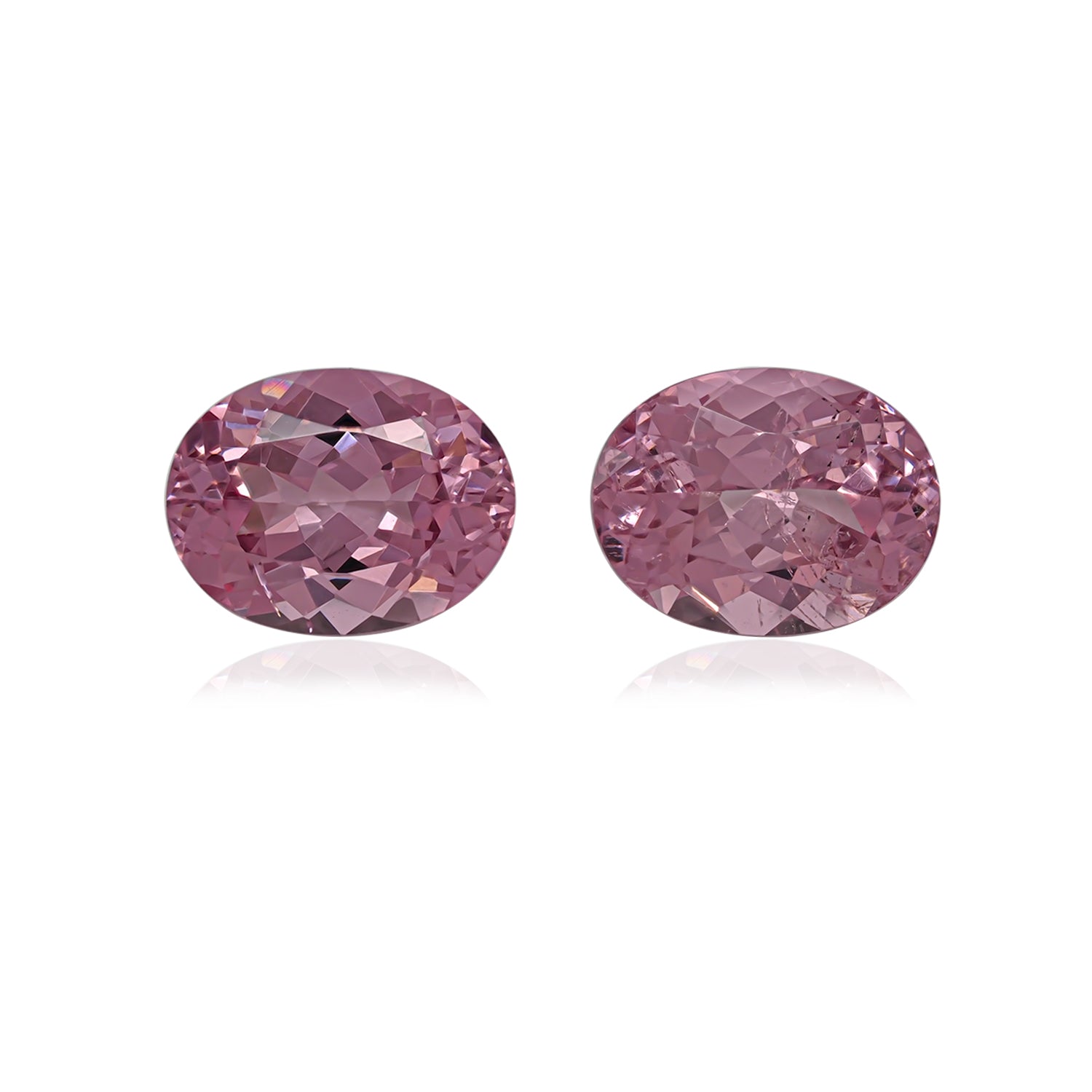 Pink Spinel 2.64 CT / 2