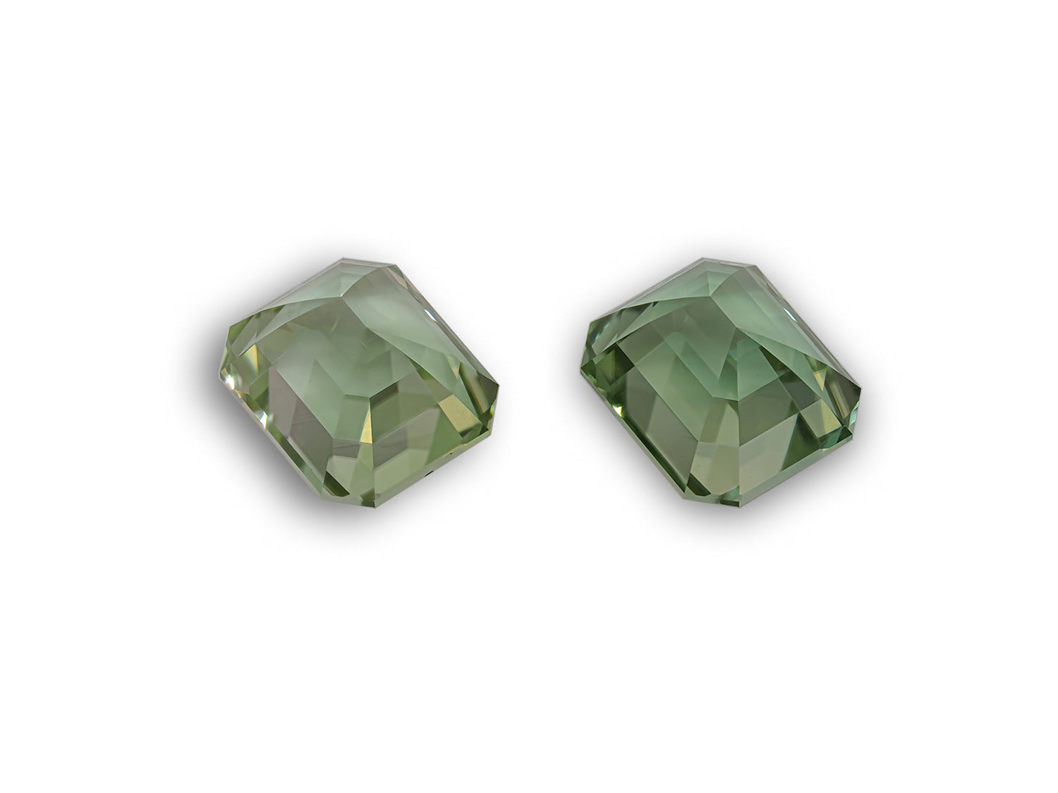 Tourmaline 10.05 CT / 2