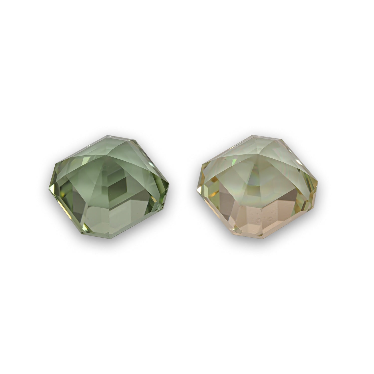 Tourmaline 10.82 CT / 2