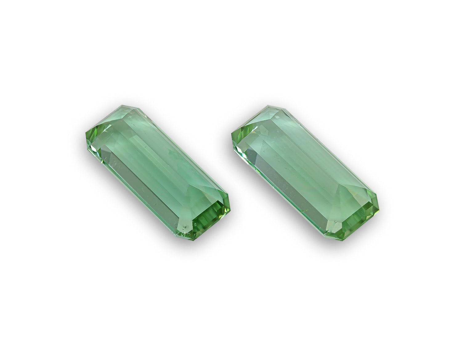 Tourmaline 8.24 CT / 2