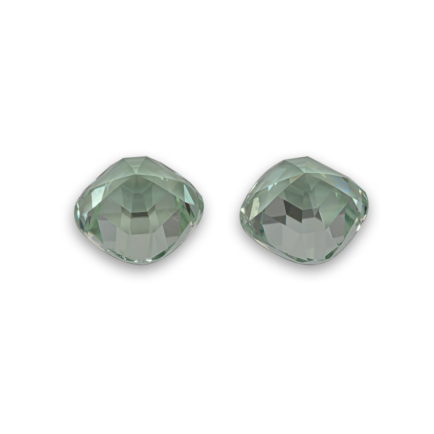 Green Tourmaline 6.77 CT / 2