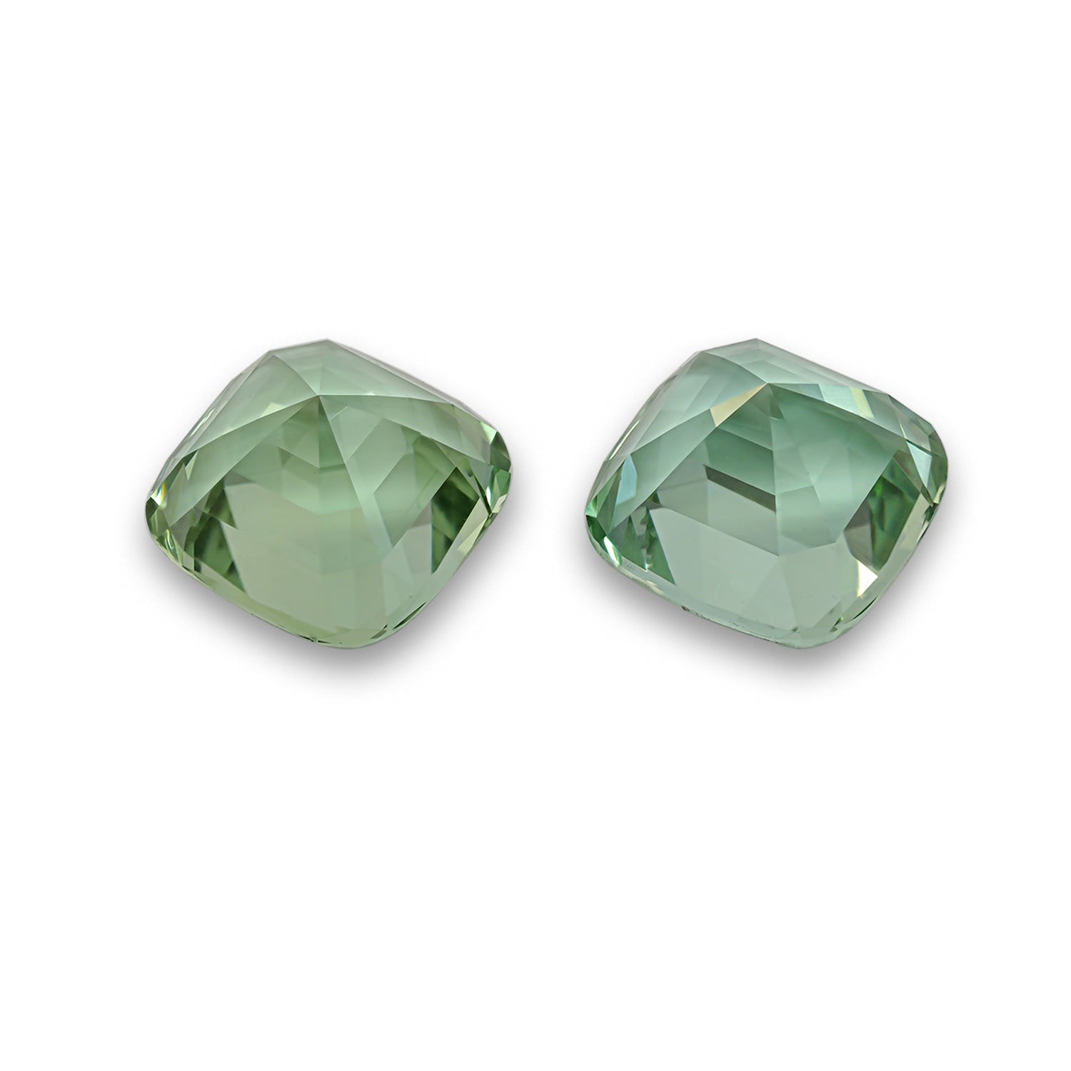 Tourmaline 11.36 CT / 2