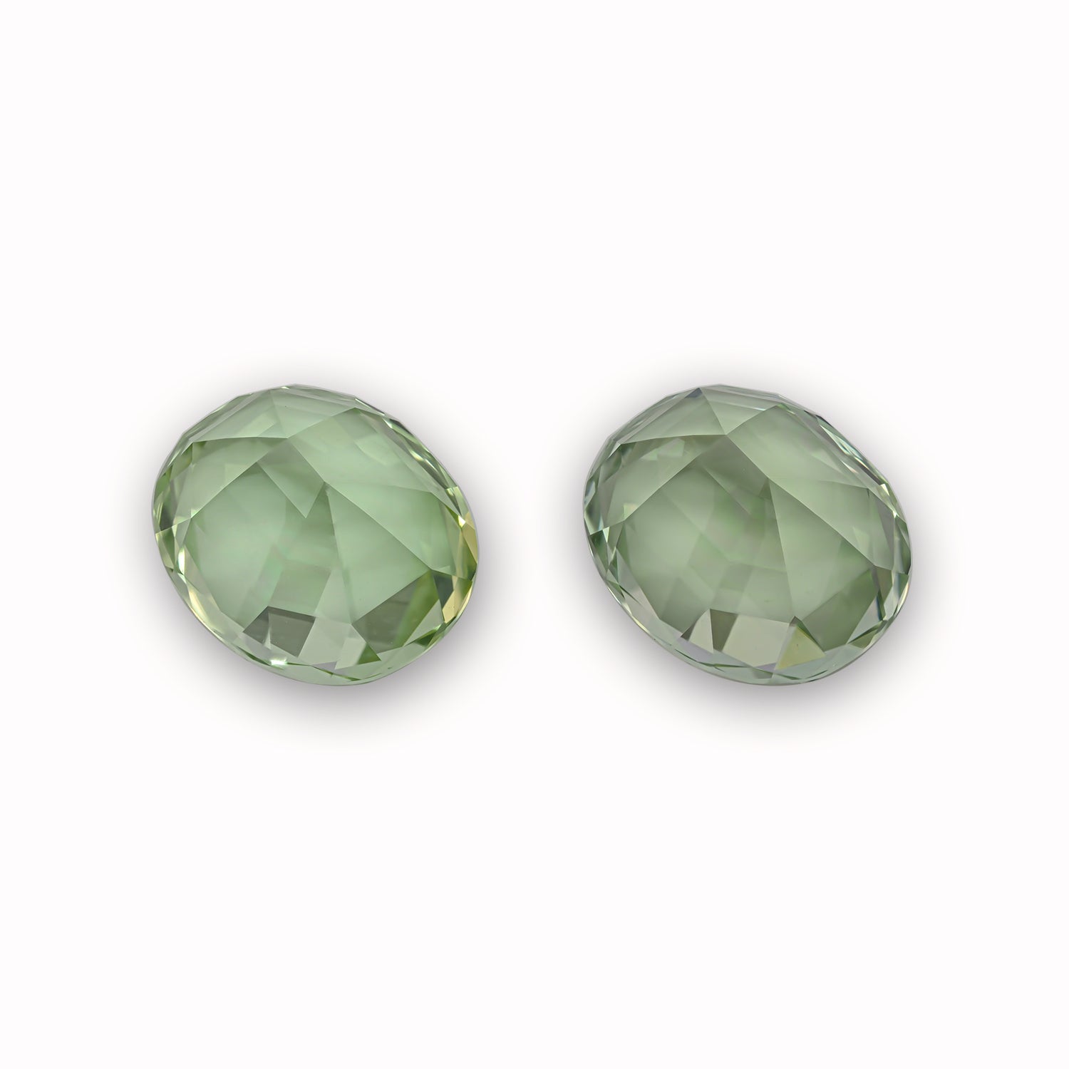 Tourmaline 7.64 CT / 2