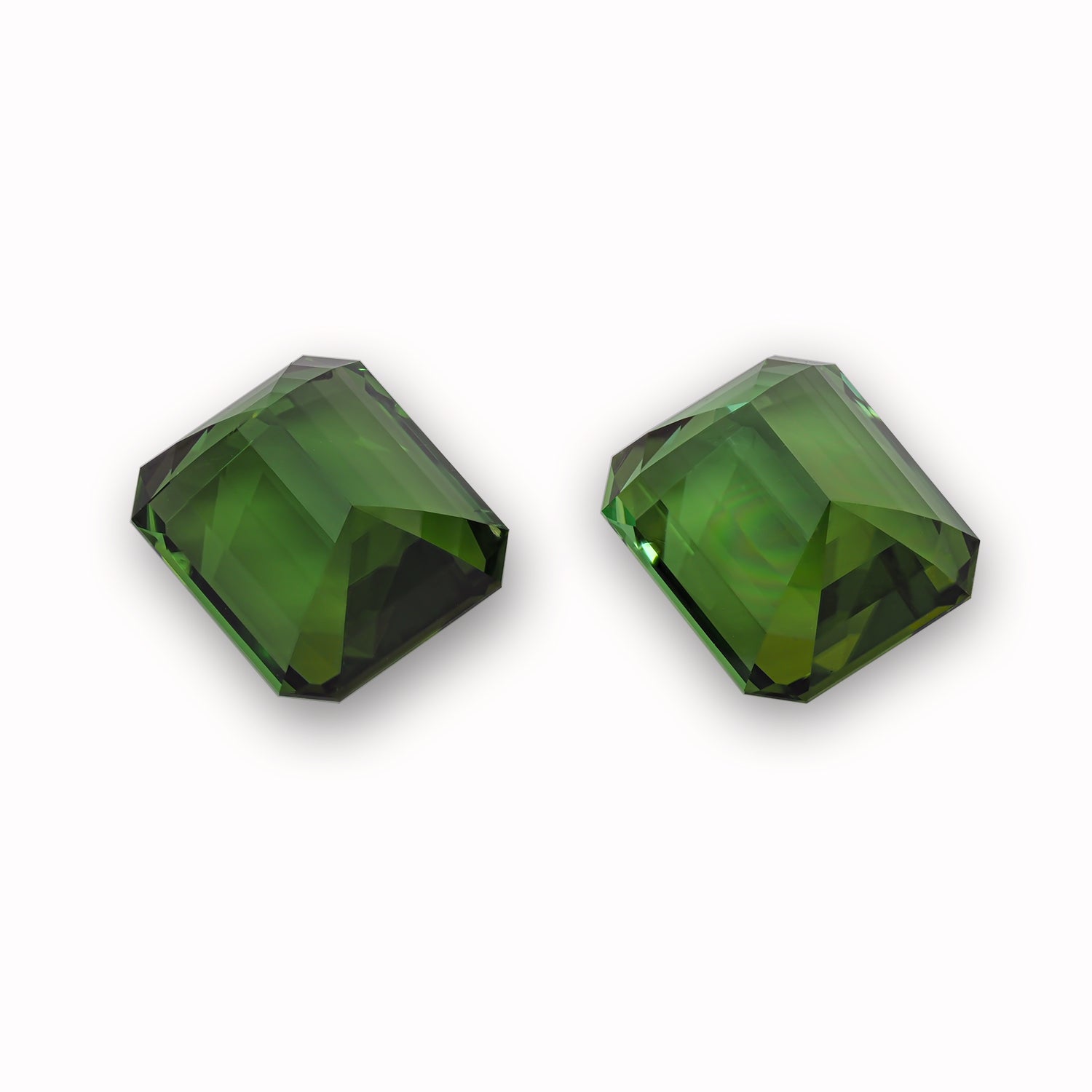 Tourmaline 10.33 CT / 2