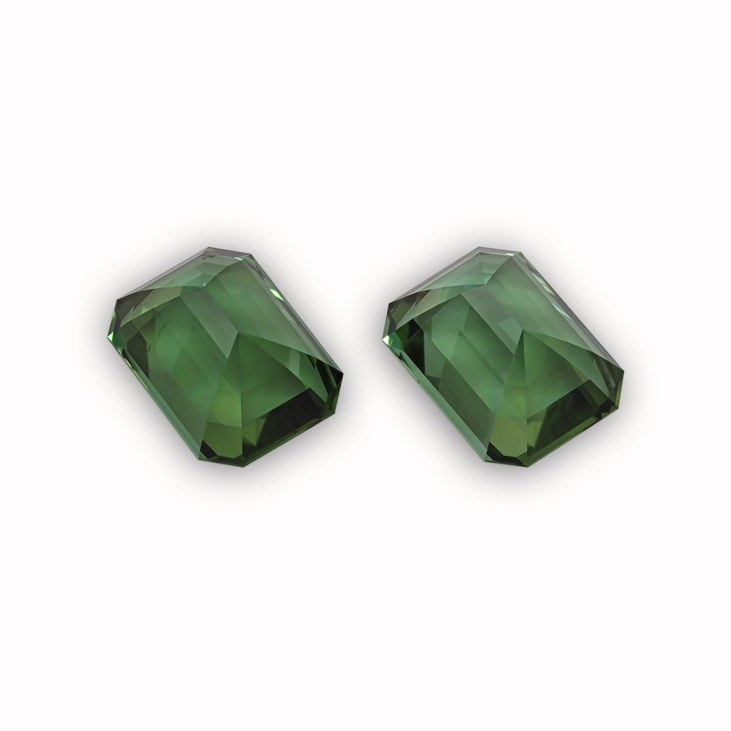 Tourmaline 6.22 CT / 2