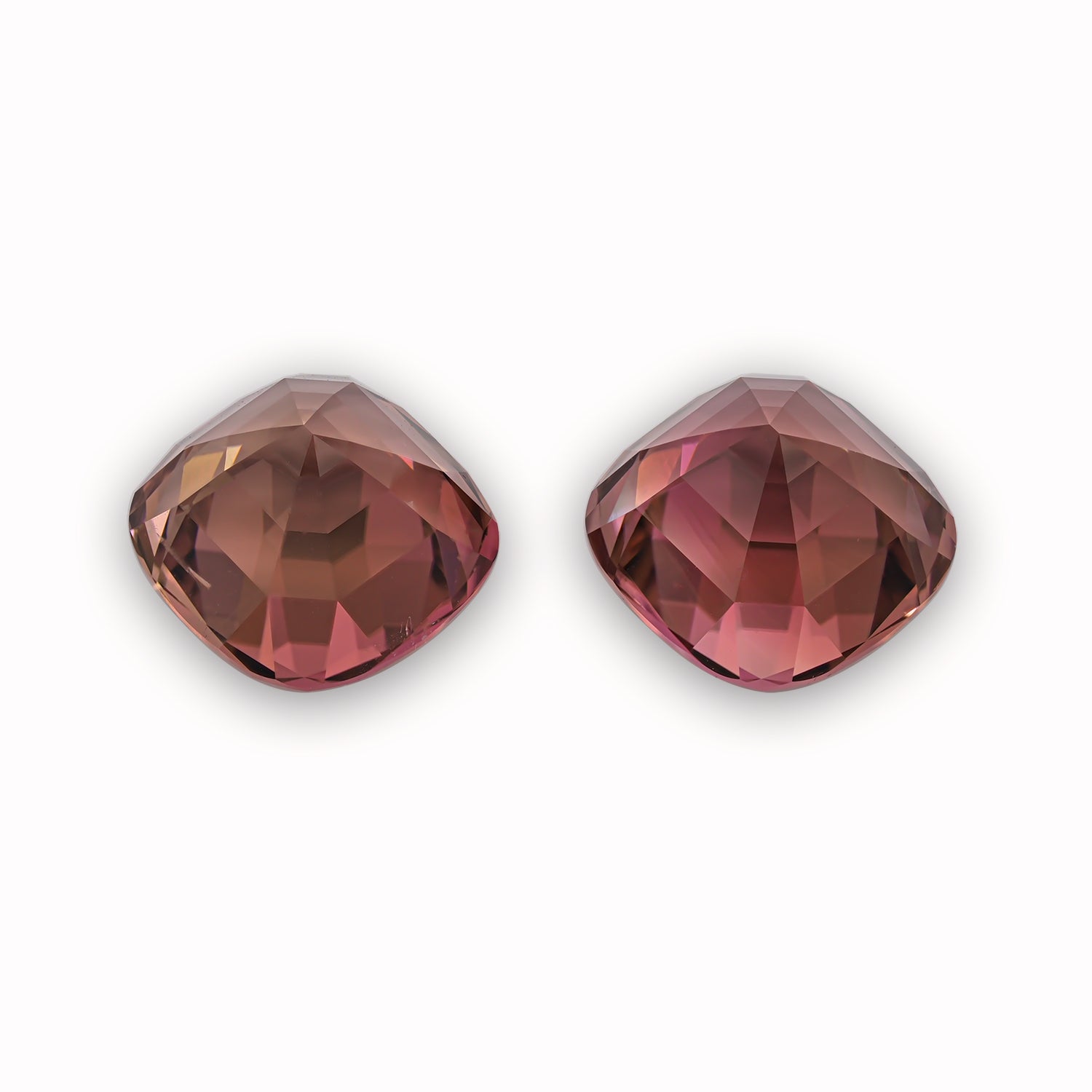 Tourmaline 11.37 CT / 2