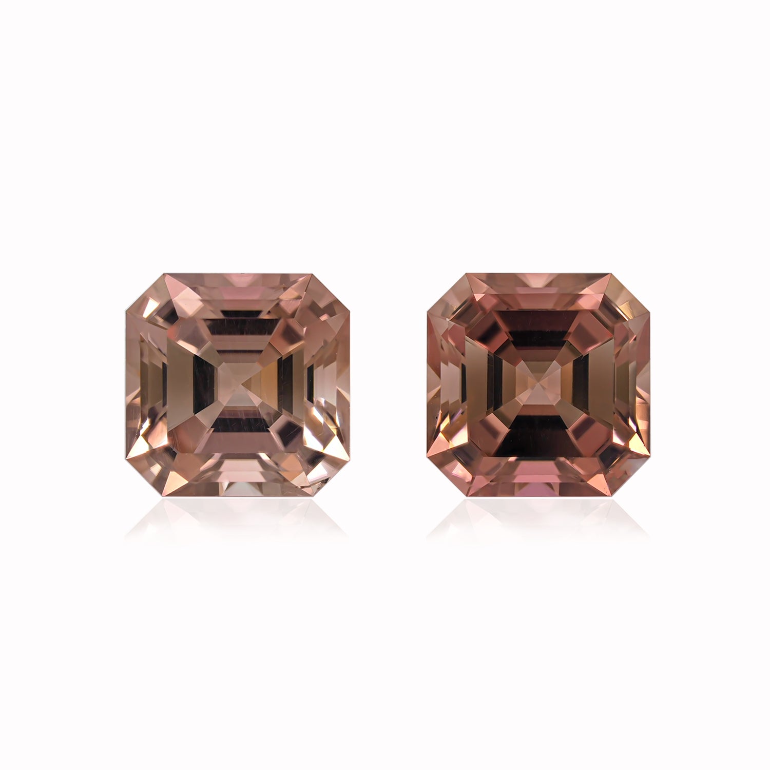 Tourmaline 6.09 CT / 2